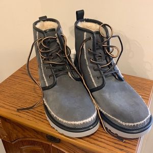 Mens Ugg Harkley sheepskin boot